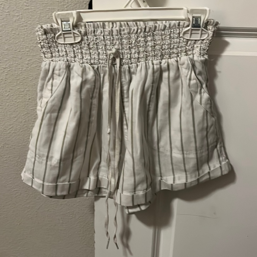 Small young ladies shorts